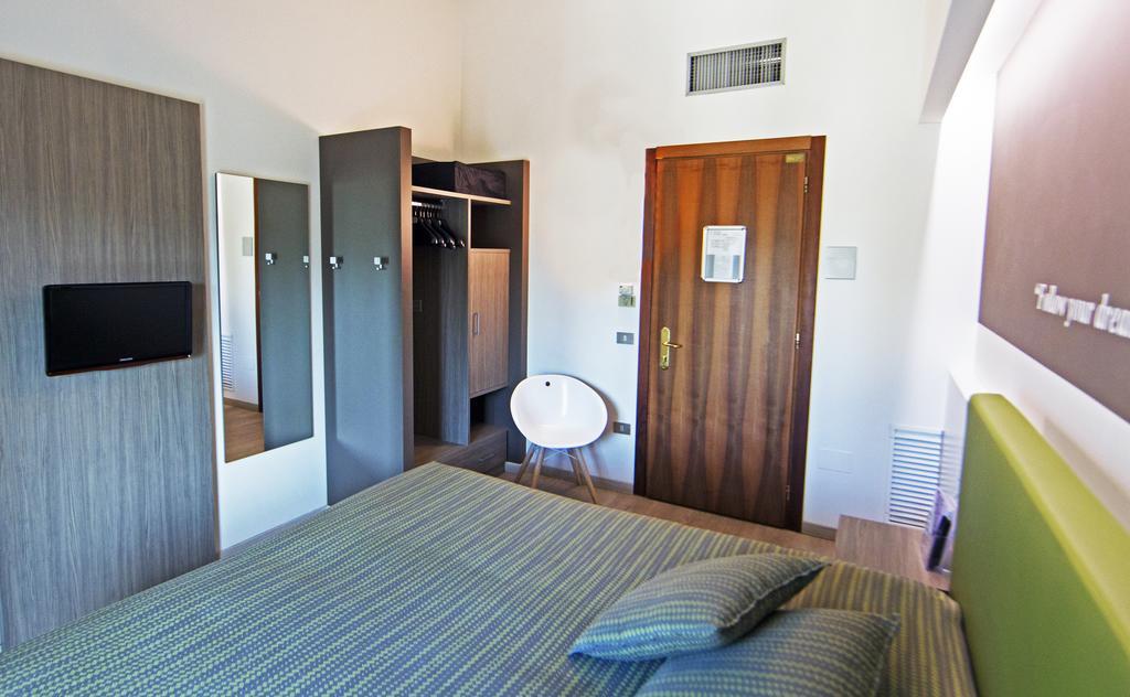 Hotel Ideal Sirmione Esterno foto